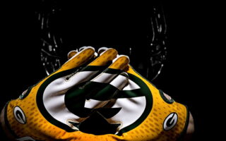 Green Bay Packers iPhone Wallpaper HD Lock Screen With high-resolution 1080X1920 pixel. You can use and set as wallpaper for Notebook Screensavers, Mac Wallpapers, Mobile Home Screen, iPhone or Android Phones Lock Screen